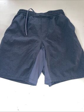 Mens Lululemon pace breaker shorts size small 9 inch inseam